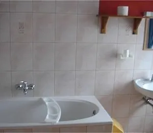 2* Hotel Highbank